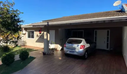 Casa incrível com diversos benefícios em ótima localização