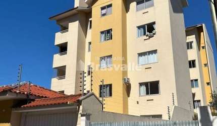 Apartamento mobiliado a venda no condomínio Maria Izabel no Centro