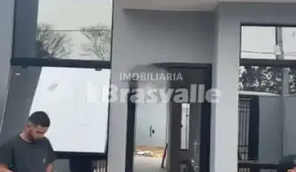 Casa a venda no bairro Santa Cruz