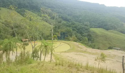 Terreno Rural situado no Município de Nova Trento-SC com 785.983,96 m².
