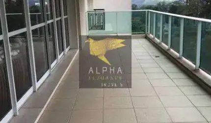Apartamemto de 212m² em Alphaville semi mobiliado