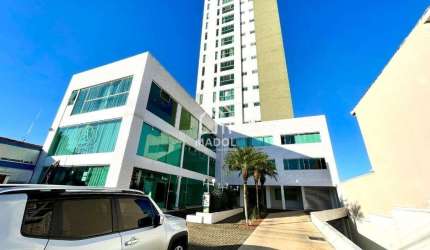 Apartamento à Venda em Centro, Ponta Grossa - PR