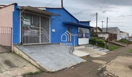 Casa à Venda em Jardim Carvalho, Ponta Grossa - PR