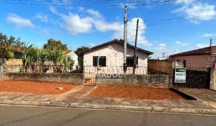 Casa à Venda em Uvaranas, Ponta Grossa - PR