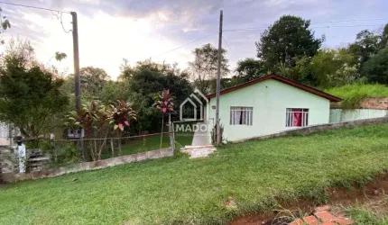 Casa à Venda em Uvaranas, Ponta Grossa - PR