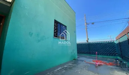 Casa à Venda em Uvaranas, Ponta Grossa - PR