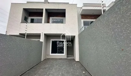 Casa à Venda em Uvaranas, Ponta Grossa - PR