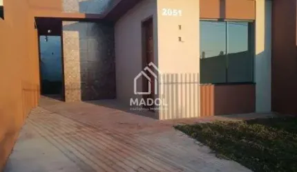 Casa à Venda em Uvaranas, Ponta Grossa - PR