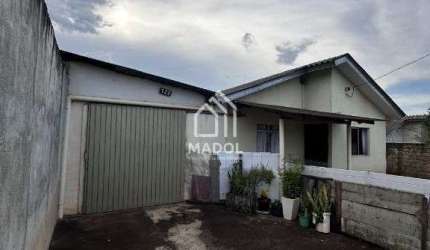 Casa à Venda em Amalia, Ponta Grossa - PR