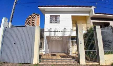 Sobrado à Venda em Oficinas, Ponta Grossa - PR