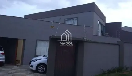 Sobrado para venda em Uvaranas