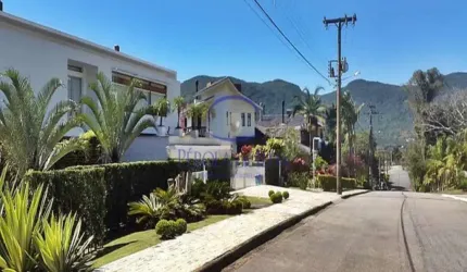 Terreno COM 815 M , viabilidade para ate 3 casas