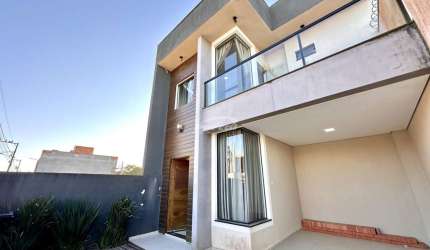 Casa com 3 quartos à venda no Itacolomi, Balneário Piçarras , 83 m2 por R$ 690.000