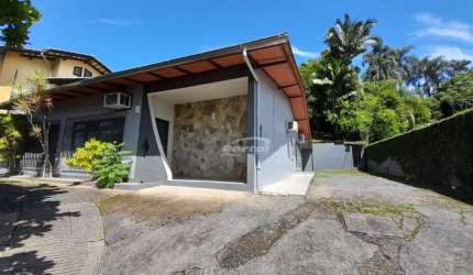 Casa comercial com 1 sala para alugar no Itoupava Norte, Blumenau , 200 m2 por R$ 3.000