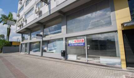 Sala comercial com 9 salas para alugar no Itoupava Norte, Blumenau , 351 m2 por R$ 12.000