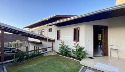 Casa com 4 quartos à venda no Velha Central, Blumenau , 236 m2 por R$ 1.100.000