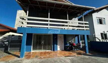 Apartamento com 4 quartos para alugar no Gravata, Navegantes , 100 m2 por R$ 2.500