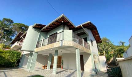 Casa com 3 quartos para alugar no Itoupava Norte, Blumenau , 248 m2 por R$ 4.200