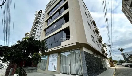Apartamento com 3 quartos para alugar no Centro, Balneário Piçarras , 167 m2 por R$ 2.750