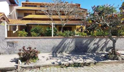 Casa com 4 quartos à venda na Praia Alegre, Penha , 158 m2 por R$ 890.000
