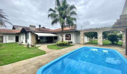 Casa com 4 quartos à venda no Itoupava Norte, Blumenau , 221 m2 por R$ 1.980.000