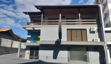 Apartamento com 4 quartos para alugar no Centro, Blumenau , 275 m2 por R$ 4.500