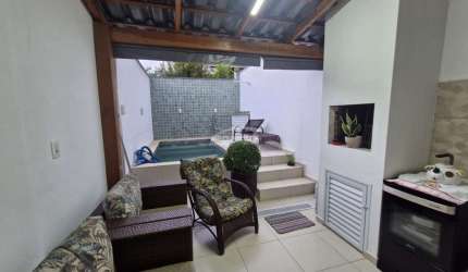 Casa com 2 quartos à venda no Velha Central, Blumenau , 70 m2 por R$ 450.000