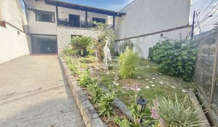 Casa com 4 quartos para alugar no Progresso, Blumenau , 311 m2 por R$ 3.650