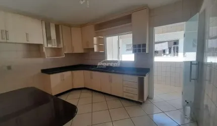 Apartamento com 3 quartos para alugar no Velha Central, Blumenau , 90 m2 por R$ 2.200