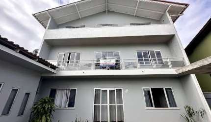 Apartamento com 3 quartos para alugar no Centro, Navegantes , 100 m2 por R$ 3.800