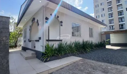 Casa comercial com 5 salas para alugar no Garcia, Blumenau , 140 m2 por R$ 4.000