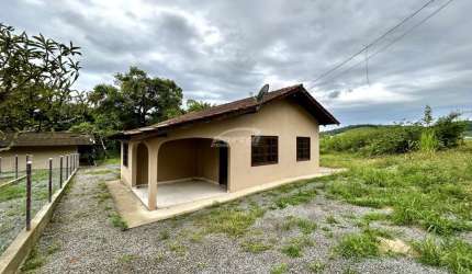 Casa com 3 quartos para alugar na Nossa Senhora de Fátima, Penha , 80 m2 por R$ 2.520