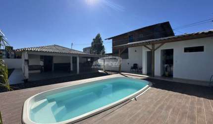 Casa com 3 quartos à venda no Itacolomi, Balneário Piçarras , 150 m2 por R$ 905.000