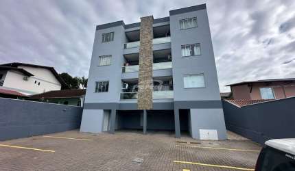 Apartamento com 2 quartos para alugar no Itoupavazinha, Blumenau , 55 m2 por R$ 1.800
