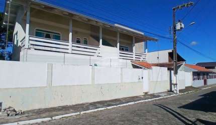 Casa com 4 quartos para alugar no Centro, Balneário Piçarras , 200 m2 por R$ 6.200