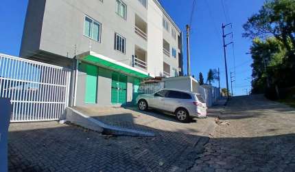 Apartamento com 2 quartos para alugar no Velha, Blumenau , 68 m2 por R$ 1.700