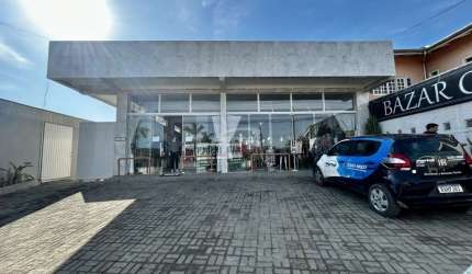 Sala comercial para alugar no Santo Antônio, Balneário Piçarras  por R$ 17.800