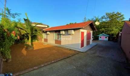 Casa com 3 quartos à venda em Água Verde, Blumenau , 120 m2 por R$ 600.000