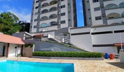 Apartamento com 3 quartos para alugar no Centro, Blumenau , 140 m2 por R$ 2.500