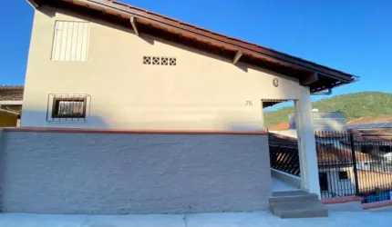 Casa com 2 quartos para alugar no Velha Central, Blumenau , 60 m2 por R$ 1.800