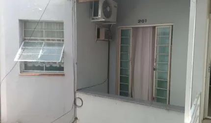 Apartamento à venda na Rua Valdo Nóbrega Ribeiro, 56, Centro, Guaíba por R$ 121.900