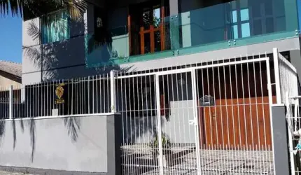 Casa com 3 quartos à venda na Capitão Rodrigo, 41, Jardim dos Lagos, Guaíba por R$ 550.000
