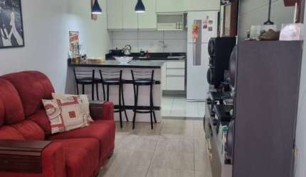 Casa em condomínio fechado com 2 quartos à venda na Rua Ricardo Bandeira Bressani, 120, Jardim dos Lagos, Guaíba por R$ 250.000