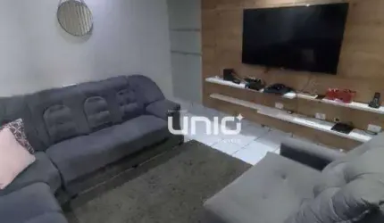 Casa residencial no bairro Santa Terezinha