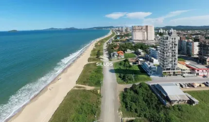 Apartamento à venda com 4 suítes em Balneário Piçarras/SC