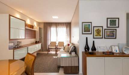 Apartamento à venda com 3 quartos no Cabral em Curitiba.