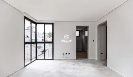 Sobrado triplex à venda com 3 quartos no Boa Vista em Curitiba