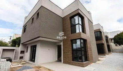Sobrado triplex à venda com 3 quartos no Boa Vista em Curitiba