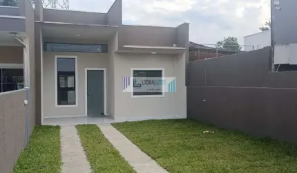 Residência nova com excelente acabamento - 3 dormitórios sendo uma suíte/Quintal