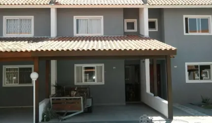 Sobrado com 3 quartos  à venda, 124.75 m2 por R$450000.00  - Uberaba - Curitiba/PR